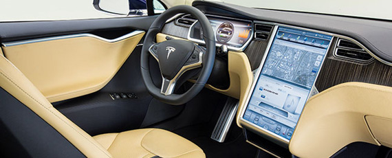 Внедорожник 2014 модельного года  Tesla Model X