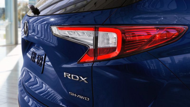 Задние фонари Acura RDX 2018