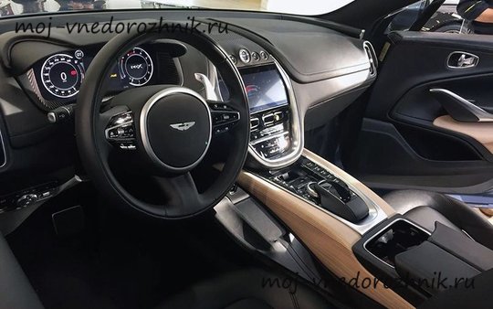 Салон Aston Martin DBX