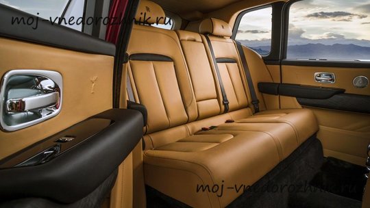 Нераздельный задний диван Rolls-Royce Cullinan 2018