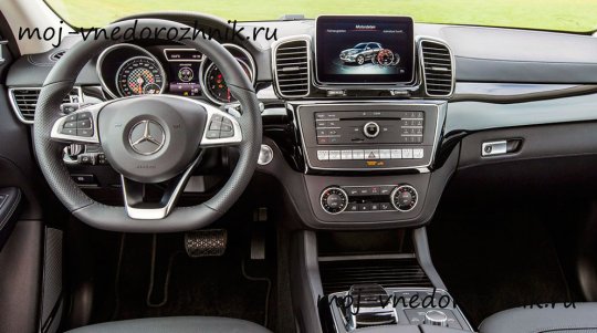Салон Mercedes-Benz AMG 4Matic 2016 фото