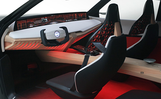 Салон Nissan Xmotion Concept